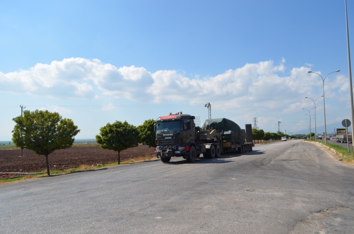 Sınıra termal kameralı tank sevkiyatı