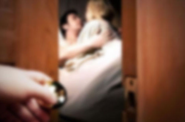 Dünyanın konuştuğu son dakika haberi resmen şok etti! Karısını komşusuyla karavanda bastı! Ellerini bağladı cinsel organını kesti...