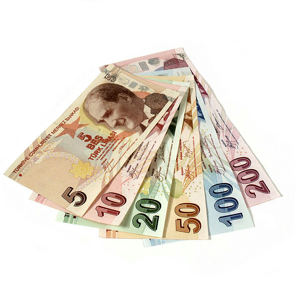 KYK burs ve kredi başvuruları ne zaman başlayacak? 2019 KYK burs kredi ücreti ne kadar ödenecek?