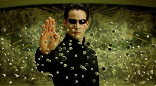 Matrix 4 geliyor! Wachowski Kardeşler efsane için çalışmaya başladı! Keanu Reeves Matrix 4’te...