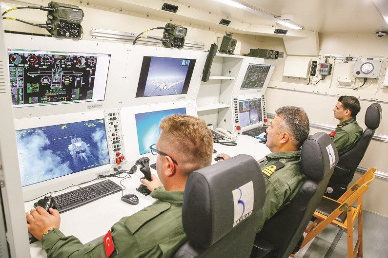 Ege ve Akdeniz’in bekçileri İHA ve SİHA’larımızın üssü ilk kez görüntülendi! İşte o anlar