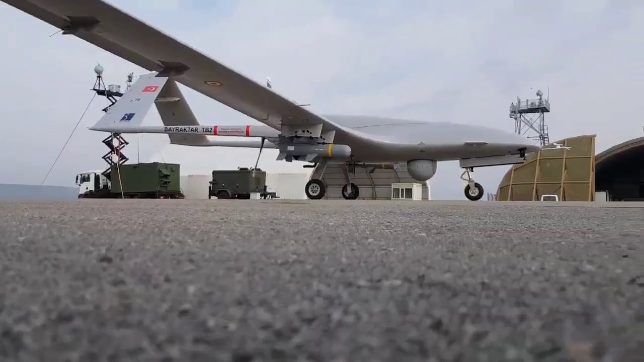 Ege ve Akdeniz’in bekçileri İHA ve SİHA’larımızın üssü ilk kez görüntülendi! İşte o anlar