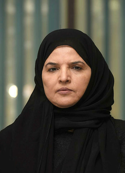 Suudi kralın kızına büyük şok! Ellerini bağlayıp ayaklarını öpmeye zorlamıştı!