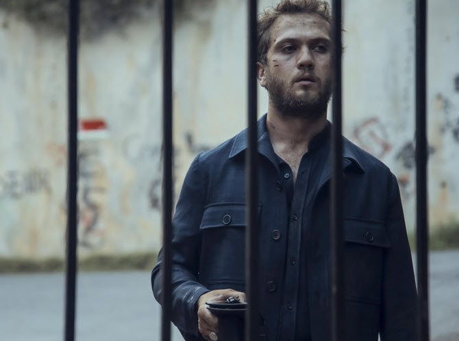 Çukur kadrosunda yeni isim! Aliço’nun babası kimdir? Salih Kalyon hangi rolde oynayacak? Çukur 3. sezon 2. bölüm ilk sahne