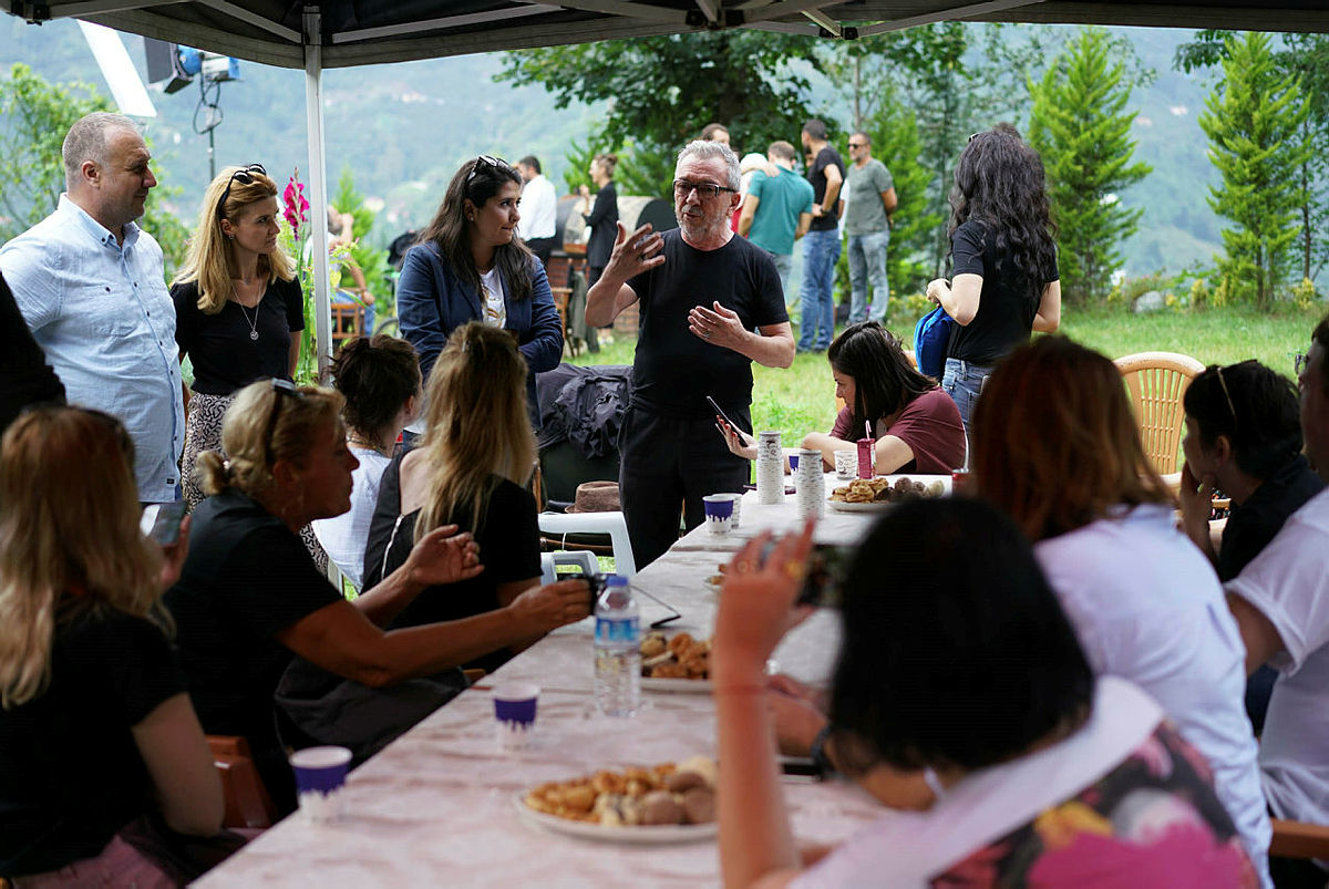 Sen Anlat Karadeniz dizisinin konusu nedir? Sen Anlat Karadeniz oyuncu kadrosunda kimler var?