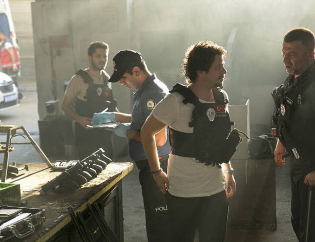 Arka Sokaklar 524. bölüm yeni bölüm fragmanı yayınlandı! Arka Sokaklar yeni bölümde işler fena karışıyor!