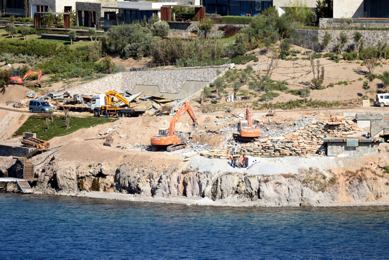 Ege’yi betona boğanlar için sona gelindi! Ranta talana yağmaya dur denildi!