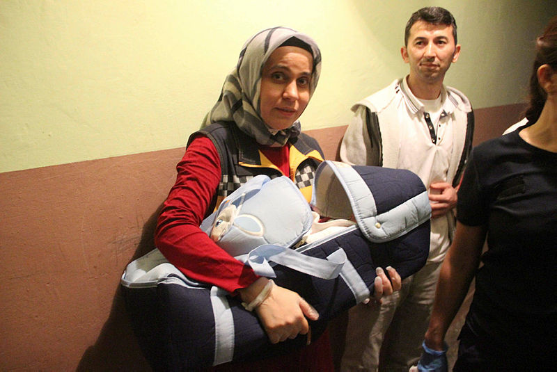 1,5 aylık bebek, kundağındaki notla terk edildi!