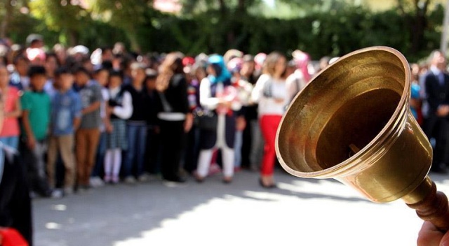 MEB 2019-2020 ara tatil takvimi! İlk ara tatil ne zaman başlayacak? Okullar hangi tarihte kapanacak? İşte sayaç...