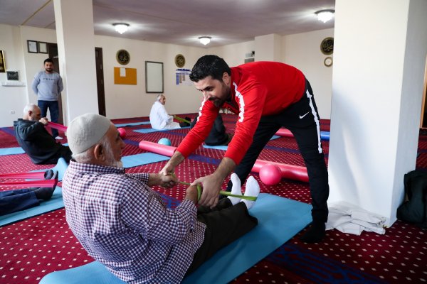 Cemaat camide spora başladı