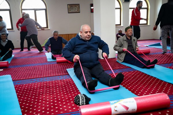 Cemaat camide spora başladı