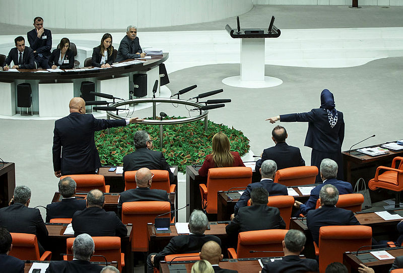 İkiyüzlülüğe isyan: Yüzündeki hazzı gördüm!