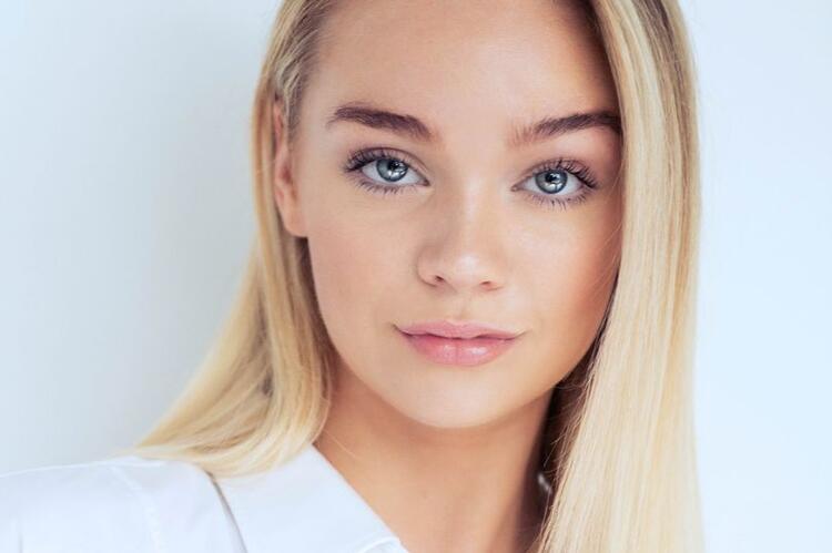 Son dakika haberi: Ünlü modelin başına gelenler kan dondurdu! Trene bindiği sırada…