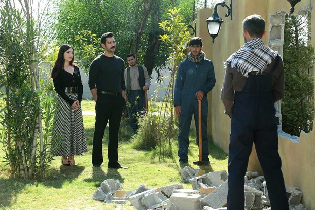 Bir Zamanlar Çukurova 46.bölüm fragmanı izle! BZC son bölümde neler oldu? Züleyha ve Müjgan komşu oluyor!