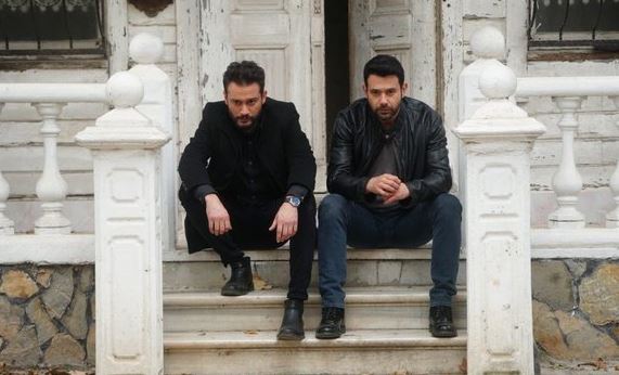 Kimse Bilmez 24. bölüm tek parça ve kesintisiz izle! Kimse Bilmez son bölüm izle!