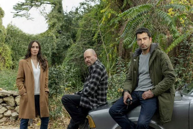 Kenan İmirzalıoğlu’nun başrolünde yer aldığı Alef dizisinden ilk kareler geldi! Alef dizisinin konusu nedir, oyuncuları kimler?