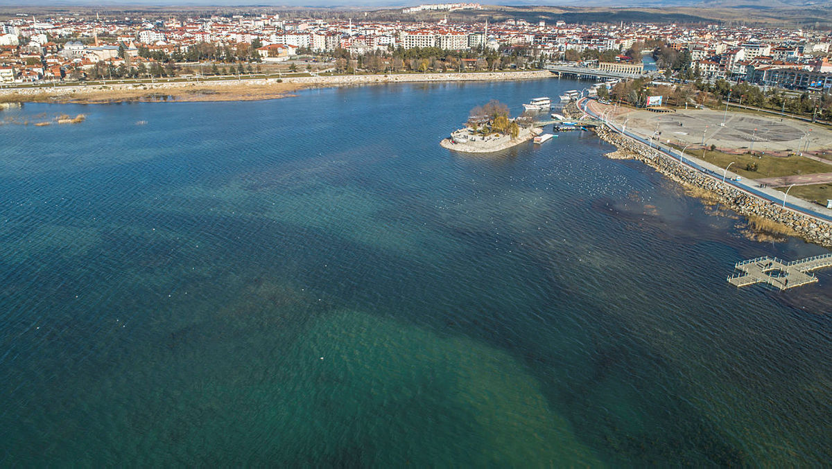 Büyük tehlike! Türkiye’nin en büyük tatlı su gölü Beyşehir Gölü kuruyor
