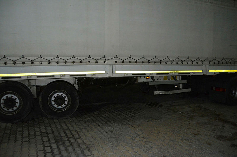 Son dakika: Aksaray’da gençlerin olduğu otomobil tırın altına girdi: 3 ölü, 2 yaralı!