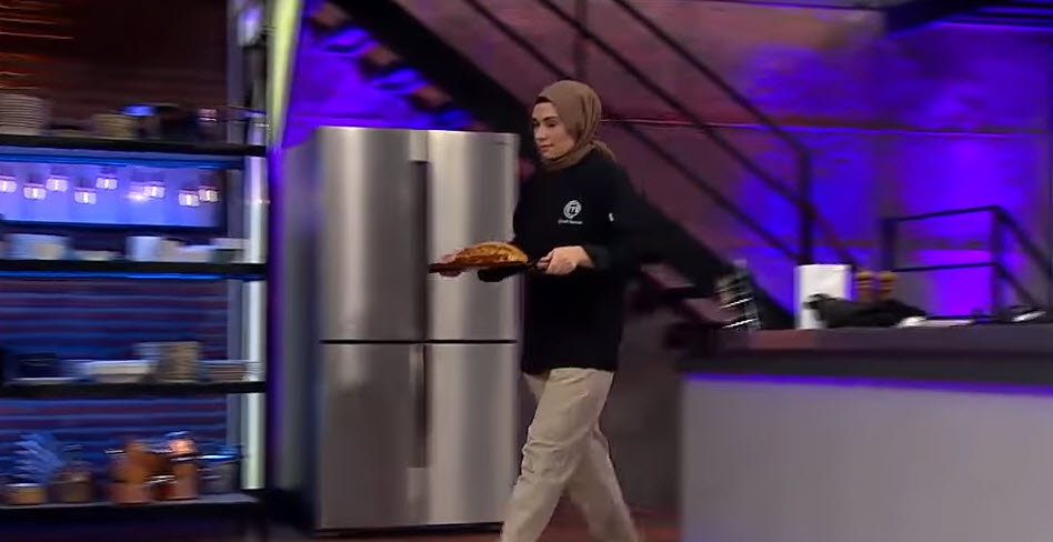 Masterchef Güzide Mertcan özel hayatı ile konuşuluyor! İşte Güzide Mertcan’ın evi, eşi ve hakkında merak edilenler!