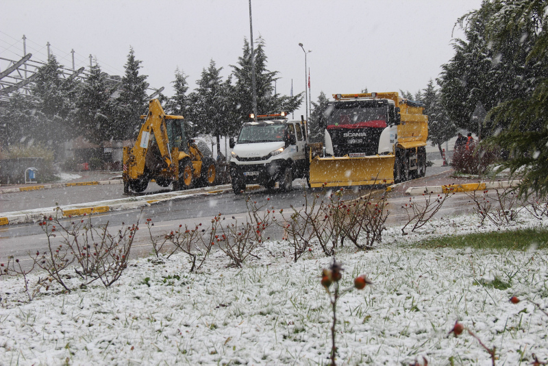 İstanbul’un yanı başındaki Kocaeli beyaza büründü