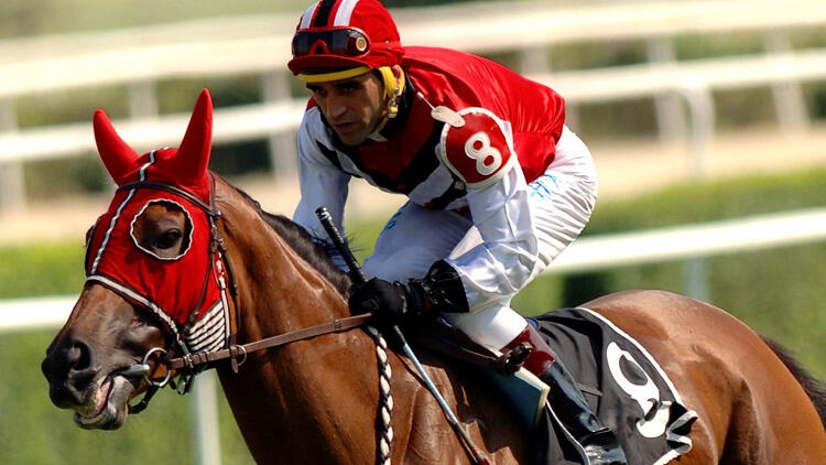 Halis Karataş kimdir kaç yaşında kaç yarış kazandı? Bold Pilot filmindeki Ekin Koç kimdir kaç yaşında?