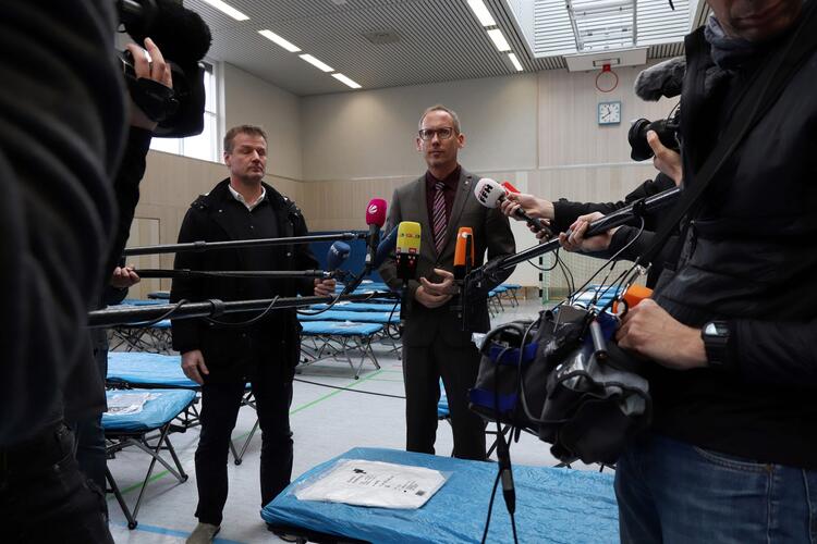Son Dakika Haberi: Tüm dünyayı teyakkuza geçiren Corona virüs tedavisinde yeni gelişme! Koronavirüs ile ilgili kritik tarih duyuruldu!