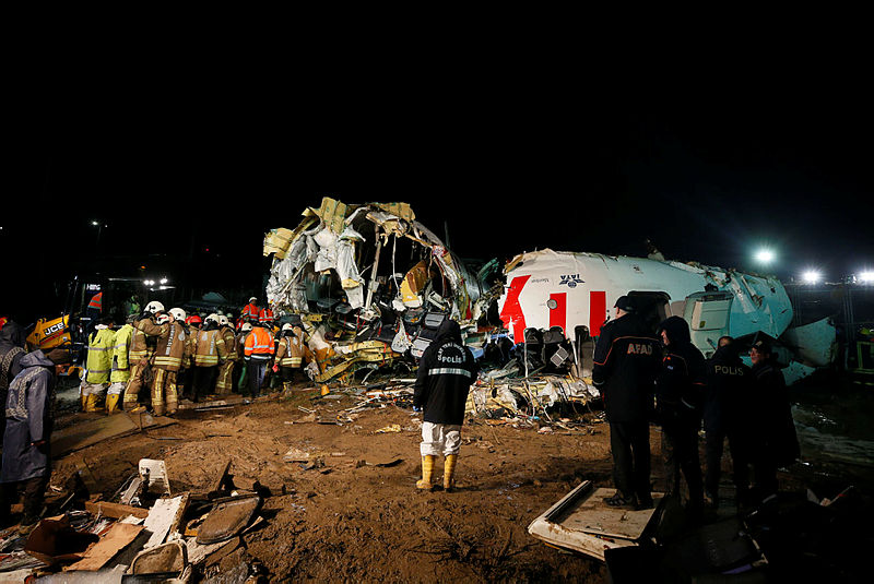 Sabiha Gökçen’deki uçak kazasının ardından son dakika detayı! Pilot ile kule arasındaki konuşmalar ortaya çıktı...