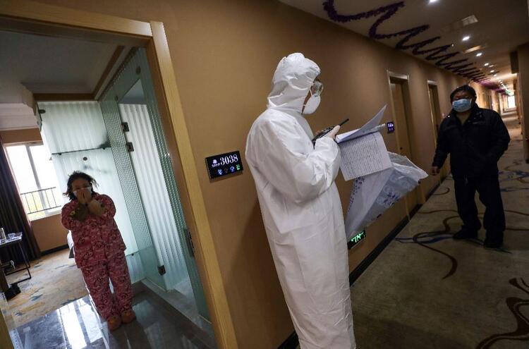 Çinli uzmandan corona virüsü salgınıyla ile ilgili korkutan son dakika açıklaması! Corona virüsü nedeniyle 11 milyon insanı...