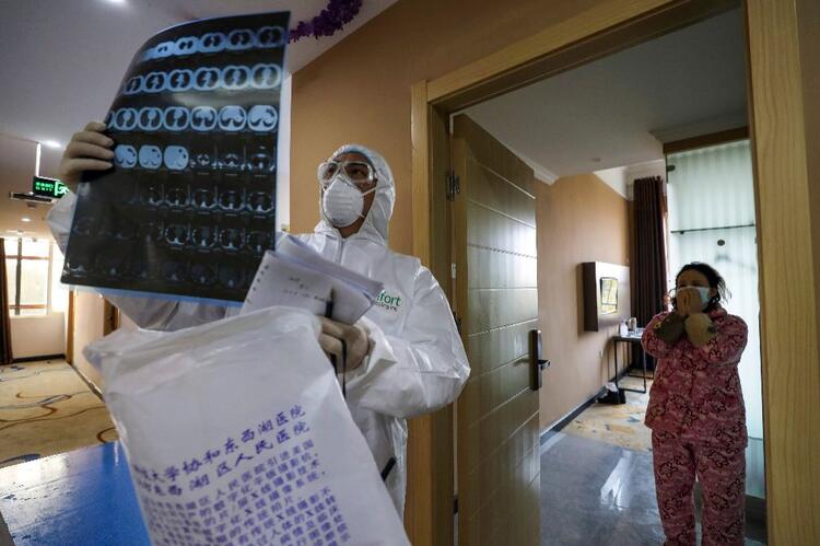 Çinli uzmandan corona virüsü salgınıyla ile ilgili korkutan son dakika açıklaması! Corona virüsü nedeniyle 11 milyon insanı...