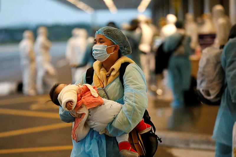 KORONAVİRÜS SON DAKİKA: Uydu görüntüleri ortaya çıktı, şehrin üstünde ceset bulutu! Corona virüs salgını giderek...