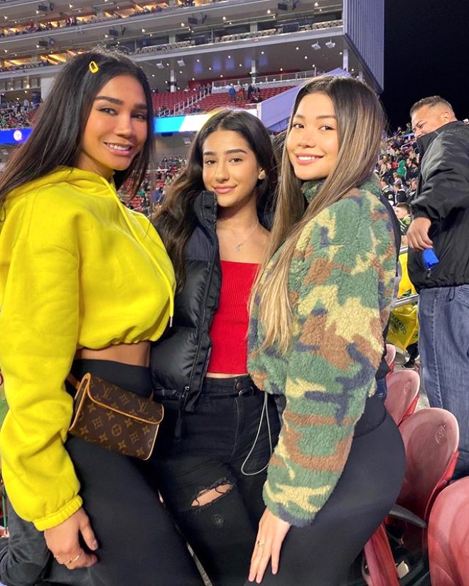 Şaşkına çeviren gerçek! Anne ve kız olduklarına kimse inanamıyor