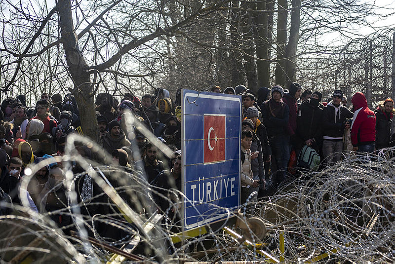 SON DAKİKA: Mültecilerin sınırına dayandığı Yunanistan’dan Türkiye’ye skandal suçlama!