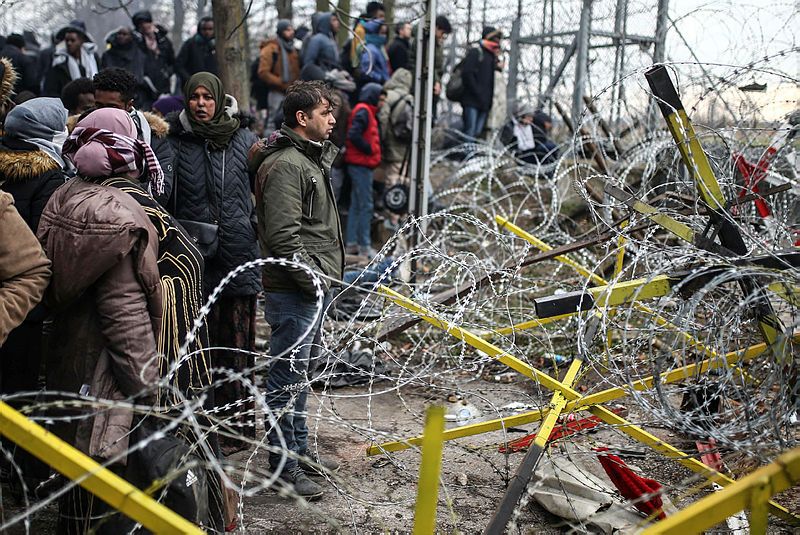 SON DAKİKA: Mültecilerin sınırına dayandığı Yunanistan’dan Türkiye’ye skandal suçlama!
