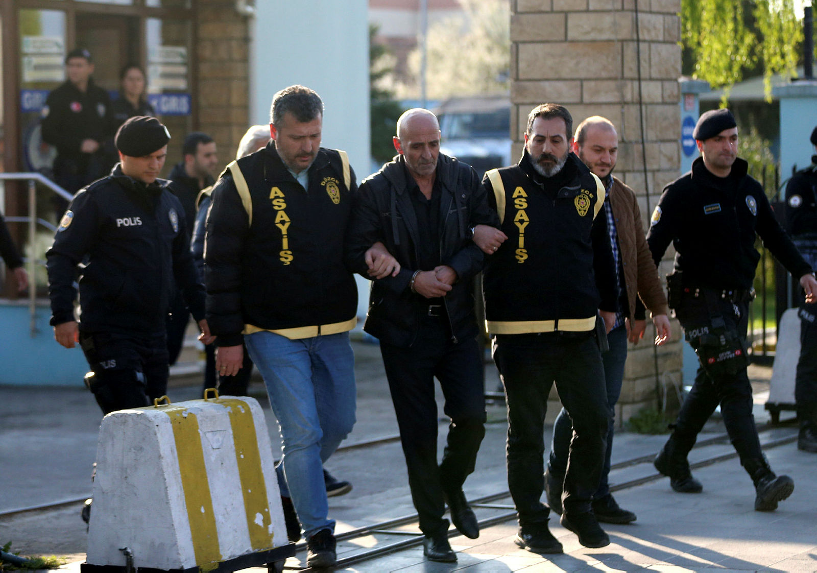 Son dakika haberi: Hrant Dink cinayetinde yargılanıp tahliye olan Şeref Ateş’i öldürdüğü iddia edilen 3 kişi tutuklandı