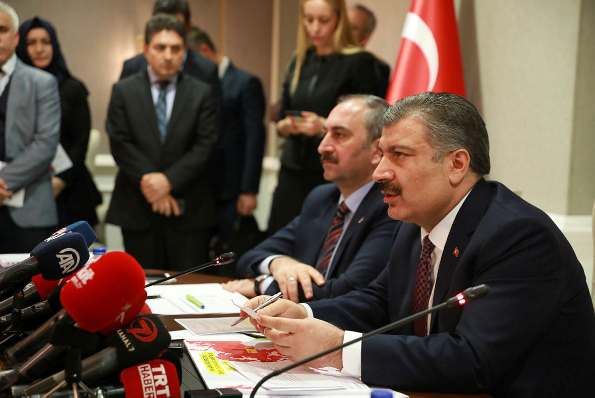 Son dakika haberi: Türkiye’de corona virüs vaka sayısı arttı! Vatandaşlardan corona virüsüyle ilgili soru yağmuru