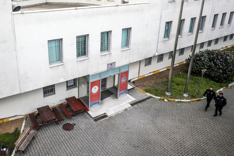 Corona virüsü karantina yurtlarında nöbet var! İşte son dakika görüntüleri