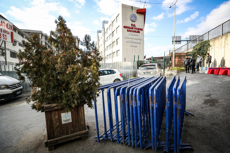 Corona virüsü karantina yurtlarında nöbet var! İşte son dakika görüntüleri