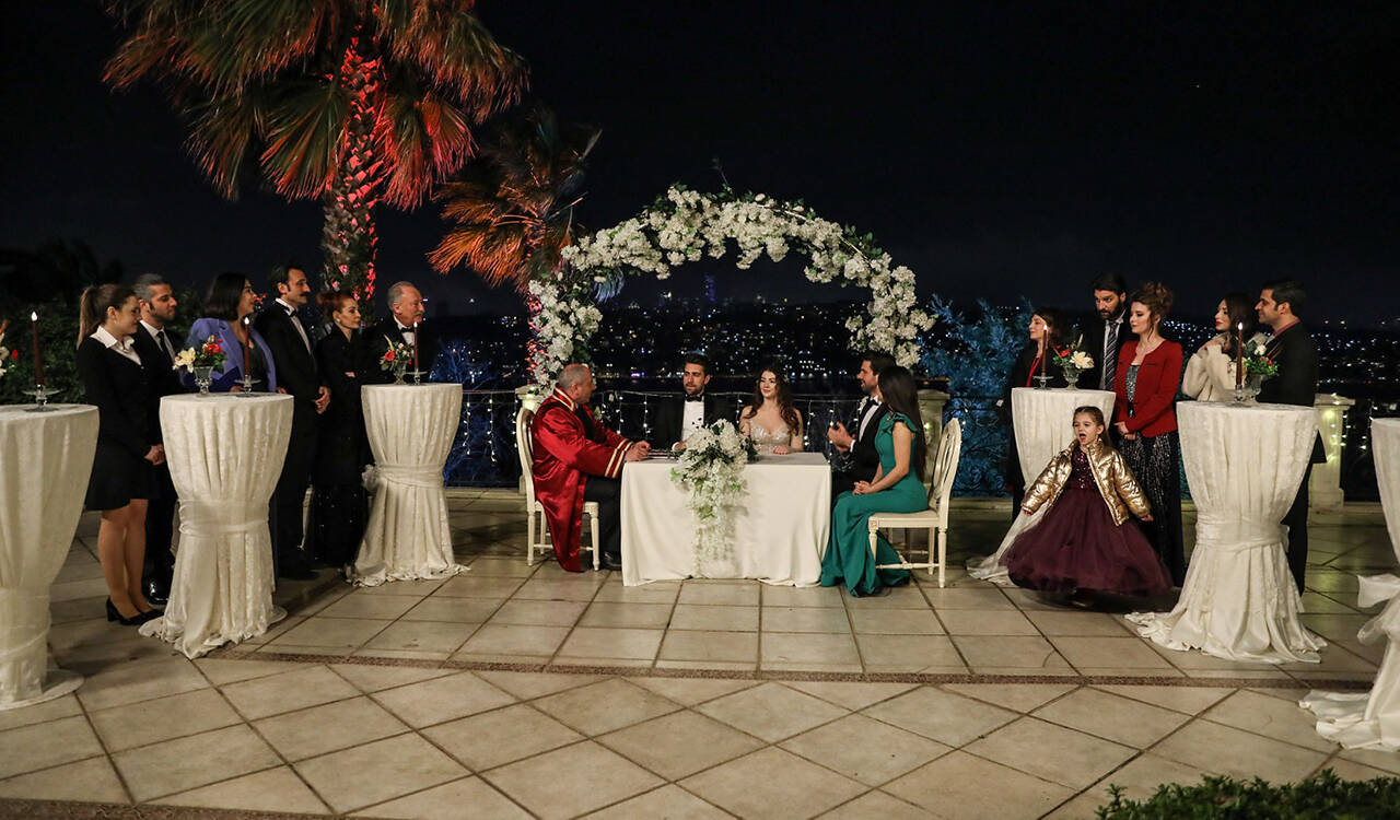 Afili Aşk final mi yapıyor, bitti mi? Afili Aşk neden final yapıyor? İşte detaylar...