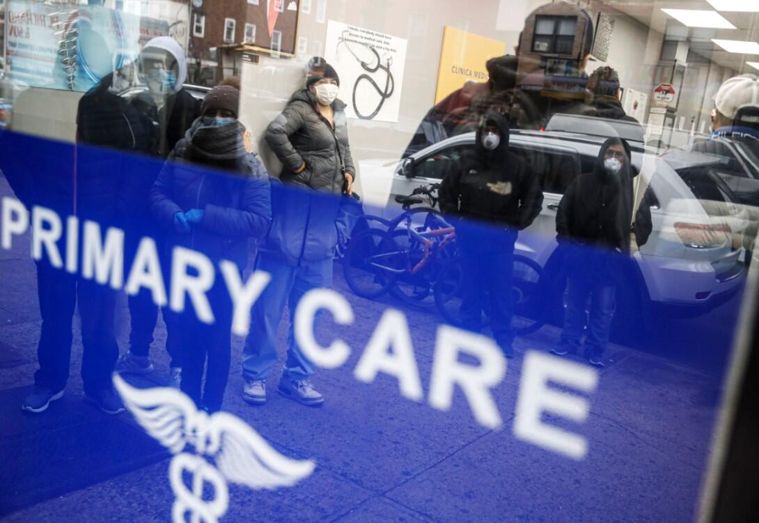 ABD’de ’coronavirüs’ kabusu: New York’un göbeğinde geçici morglar oluşturuldu