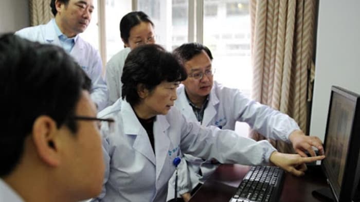 Çin’de coronavirüs savaşında en kritik raporu yazan doktor konuştu! Coronavirüsü böyle yendik