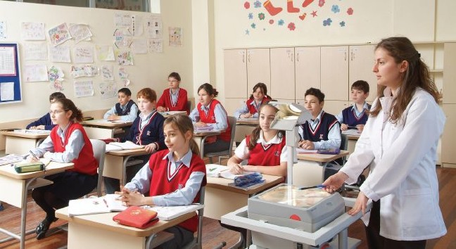 Okullar ne zaman açılacak, tatil süresi uzatıldı mı? Okulların açılması ertelendi mi?