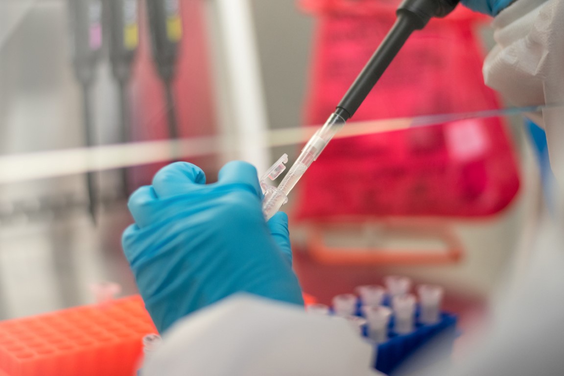 Coronavirüs salgını hızla yayılıyor! İşte dünya genelinde son 24 saatte yaşananlar...