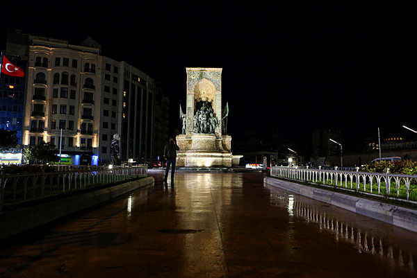 Sokağa çıkma yasağı hakkında yeni açıklama geldi! Son dakika haberi: 18 ile 20 yaş arasındakiler...