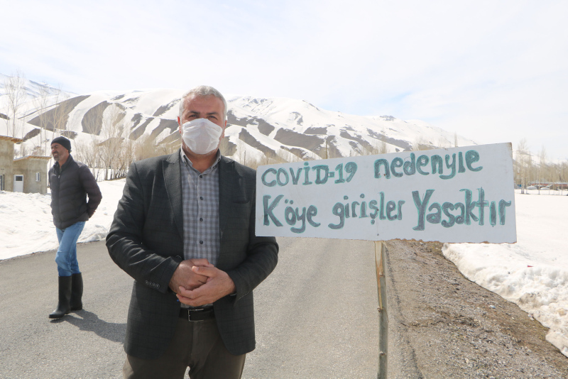 Son dakika... Bilim Kurulu üyesi Yamanel: Coronavirüse 8 metre yeter!