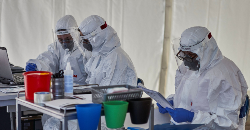 Son dakika... Bilim Kurulu üyesi Yamanel: Coronavirüse 8 metre yeter!