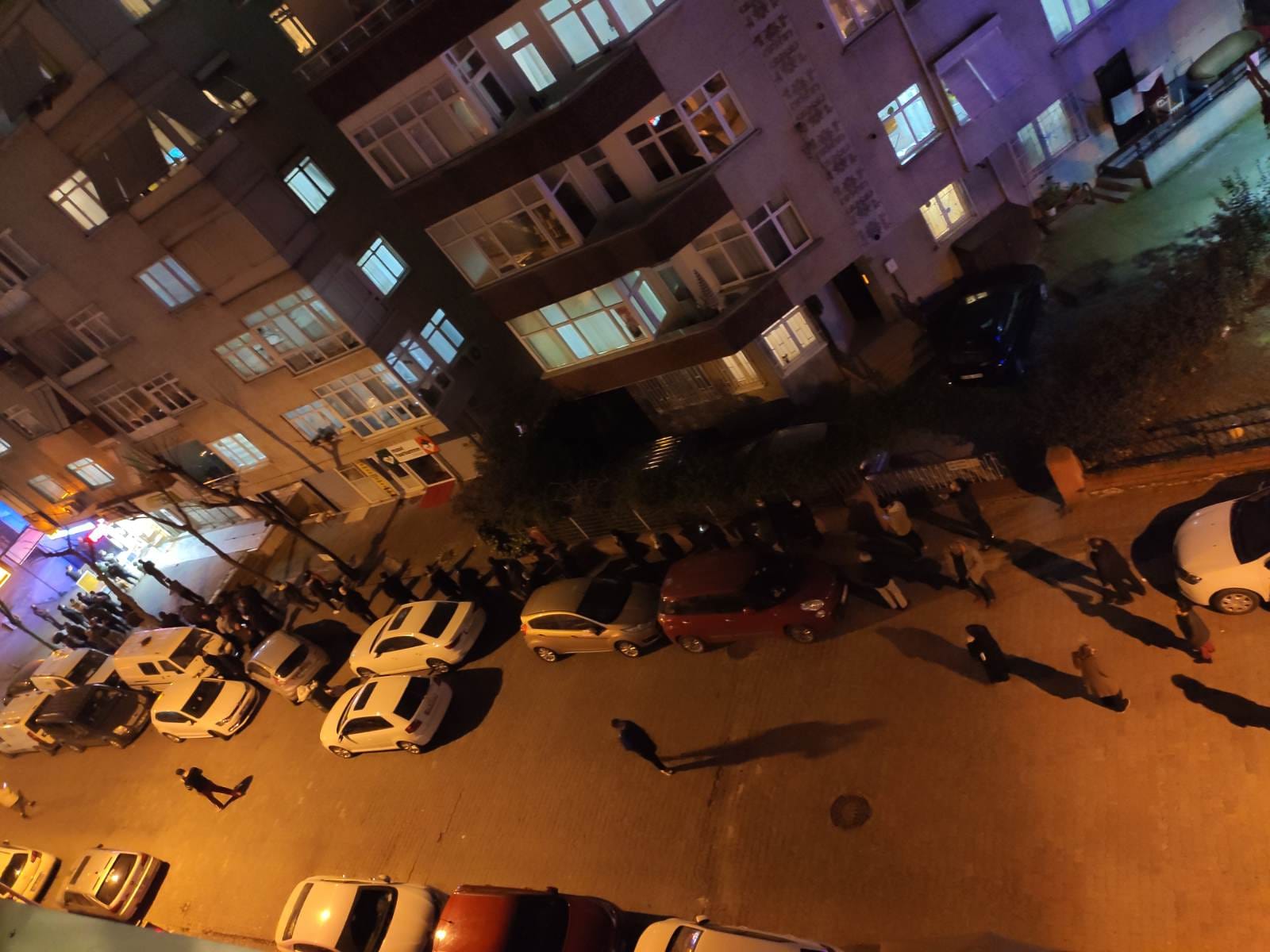 Son dakika: İstanbul’da halk fırın ve markete hücum etti, ancak fırınlar açık kalacak!