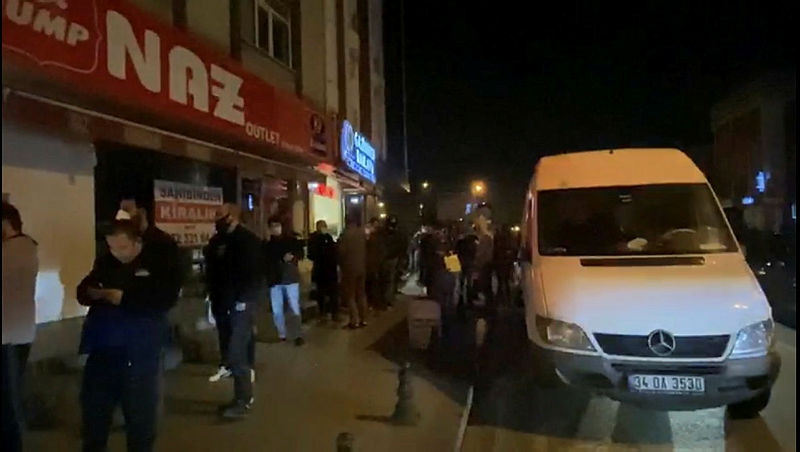 Son dakika: İstanbul’da halk fırın ve markete hücum etti, ancak fırınlar açık kalacak!