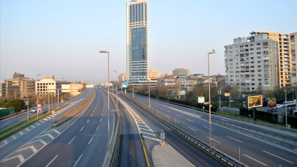 SON DAKİKA: Sokağa çıkma yasağı ardından Türkiye’de son 24 saatte neler yaşandı?