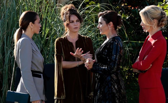 Ufak Tefek Cinayetler konusu ne, oyuncuları kimler? Ufak Tefek Cinayetler nerede çekildi?