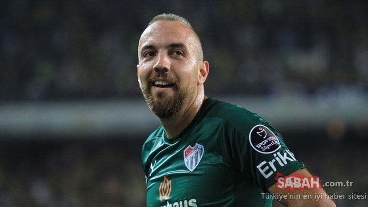 Survivor Nisa Bölükbaşı ile Sercan Yıldırım arasında ne var? Survivor Sercan ile Nisa aşk mı yaşıyor, sevgili mi?